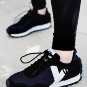 YRU Black and White Women's Sneakers US 10